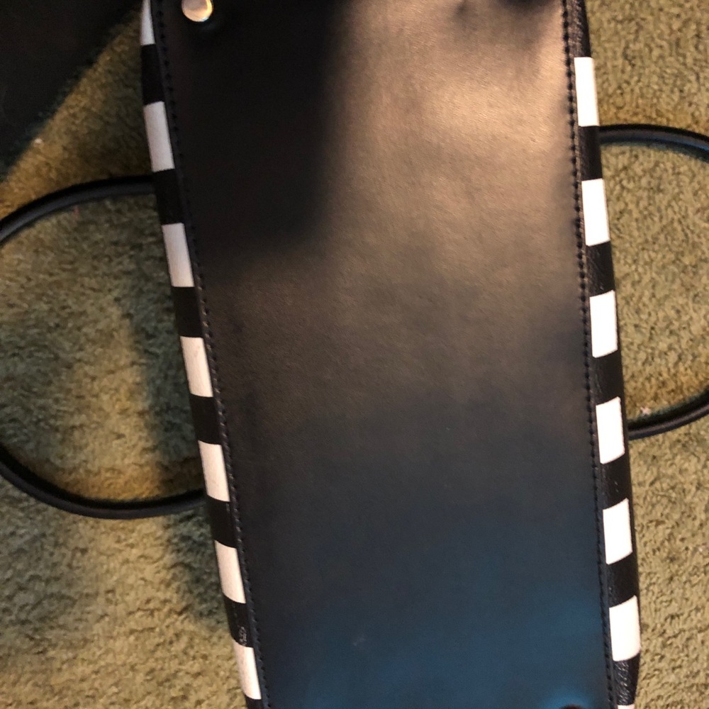 Kate spade purse and matching wallet! - Picture 4 of 6